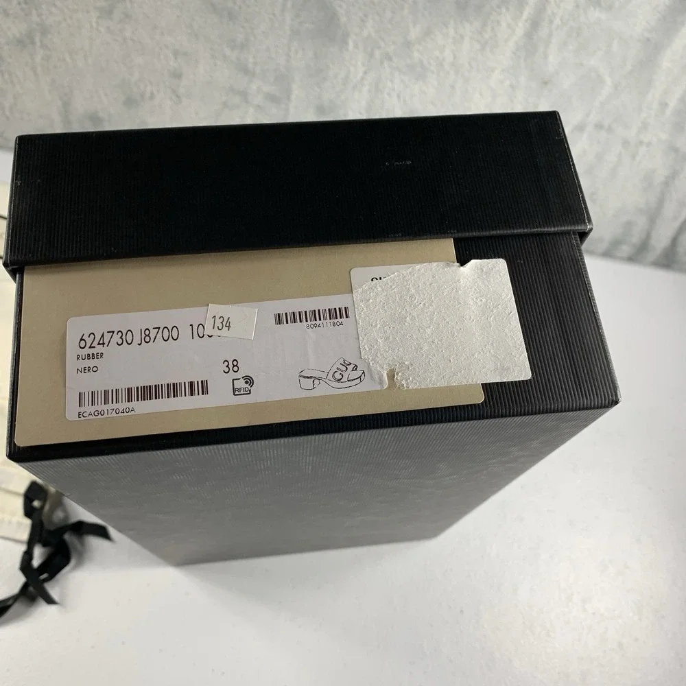 Authentic Gucci Black and White Empty Shoe Box & 2 Satin Dust Bags 14.5 X 8 X 5.